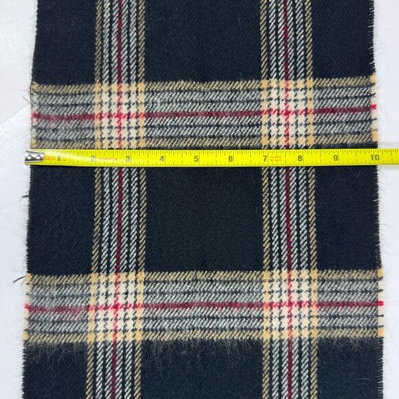 London Fog Black Cream Red Plaid Scarf 8" x 56" Classic Tartan Checkered Warm - Picture 3 of 6